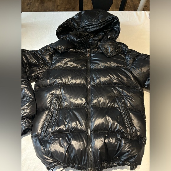 MONCLER PUFFER COAT BLACK - Picture 6 of 7